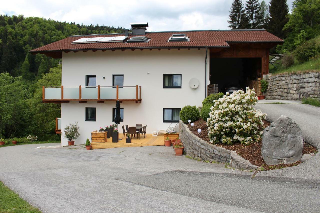 Ferienwohnung By Josef Lanzinger Bad Vigaun Exterior photo